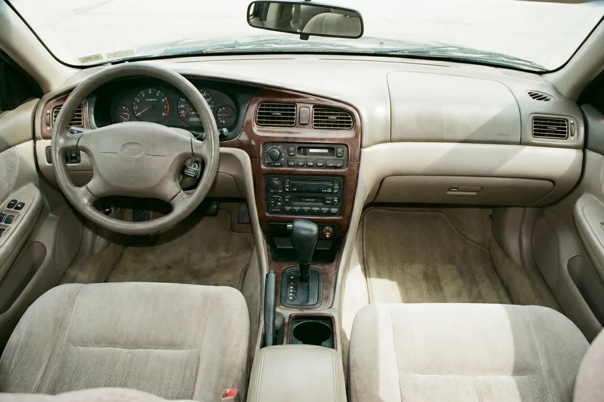 Interior de vehículo después del detailing